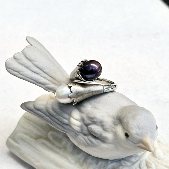TARA T&S Jewelry - Akoya & Tahitian Pearl 925 Sterling Silver Bypass Ring TARA T&S *RARE